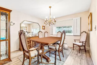 Photo #4: 6614572 Listing