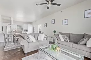 Photo #5: 6614829 Listing 