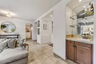 Photo #6: 6614917 Listing 