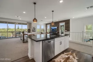 Photo #3: 6615086 Listing