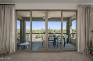 Photo #5: 6615086 Listing