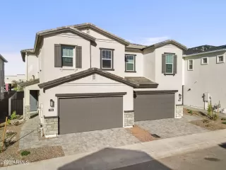Photo #2: 6615202 Listing 