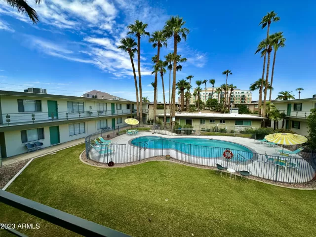 MLS: 6615242 Condo For Sale