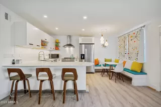 Photo #3: 6615242 Listing 