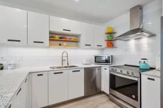 Photo #6: 6615242 Listing 