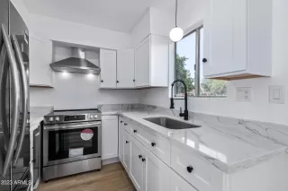 Photo #3: 6615316 Listing