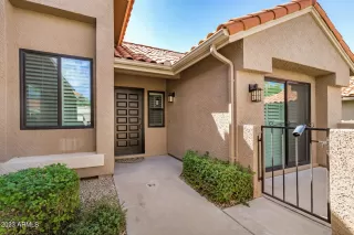 Photo #2: 6615372 Listing