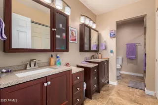 Photo #5: 6615377 Listing 