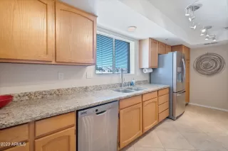 Photo #5: 6615884 Listing 