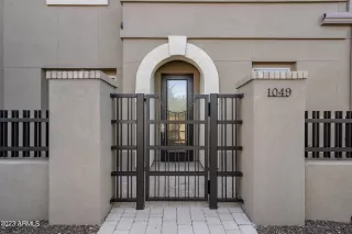 Photo #2: 6616139 Listing