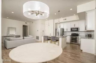 Photo #4: 6616139 Listing