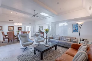 Photo #4: 6616150 Listing