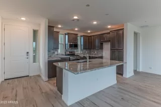 Photo #3: 6616614 Listing