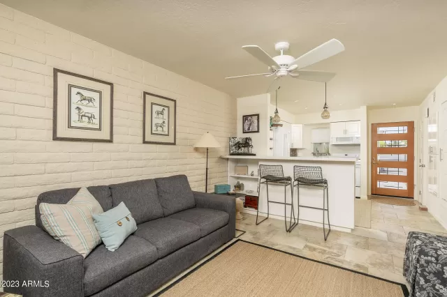 MLS: 6616616 Condo For Sale