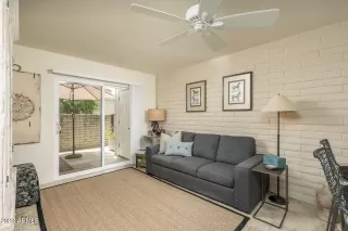 Photo #1: 6616616 Listing 