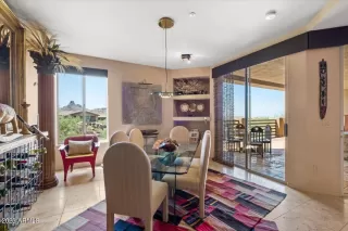 Photo #5: 6616629 Listing