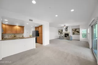 Photo #5: 6616719 Listing