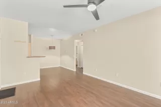 Photo #3: 6616806 Listing