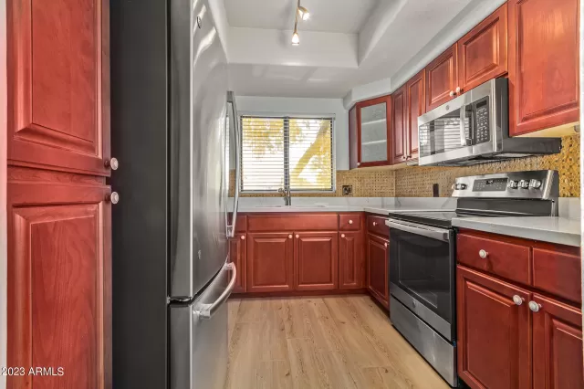 MLS: 6616815 Condo For Sale