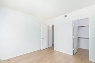 Photo #6: 6616815 Listing 