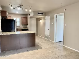 Photo #2: 6616832 Listing 