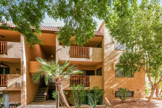 MLS: 6616928 Condo For Sale