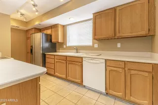 Photo #4: 6616928 Listing