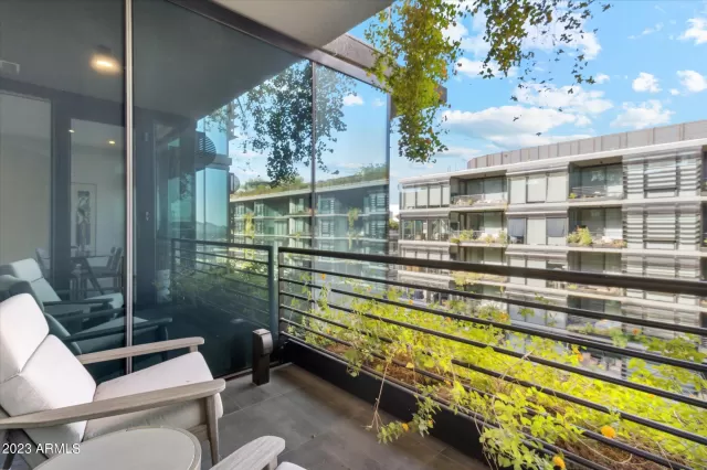 MLS: 6616958 Condo For Sale