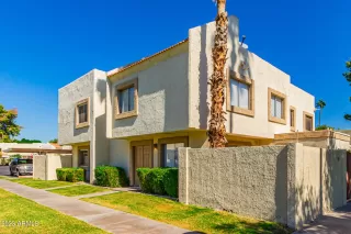 Photo #5: 6617032 Listing