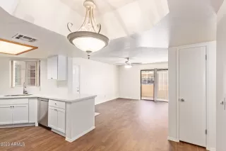 Photo #6: 6617212 Listing 