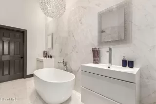 Photo #3: 6617537 Listing