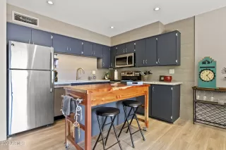 Photo #5: 6617541 Listing