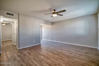 Photo #6: 6617622 Listing