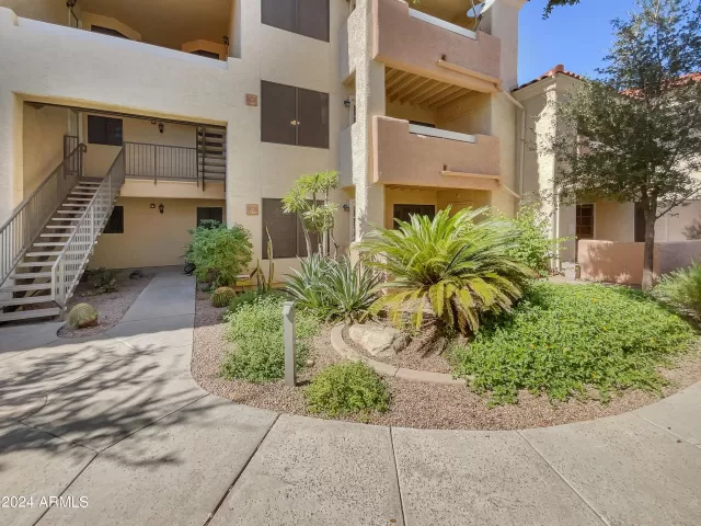 MLS: 6617723 Condo For Sale