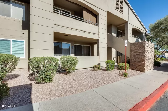 MLS: 6617892 Condo For Sale