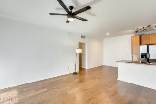 Photo #4: 6617892 Listing