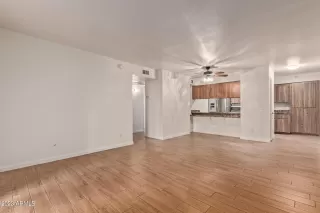 Photo #3: 6617951 Listing 