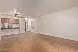 Photo #4: 6617951 Listing 