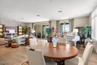 Photo #6: 6618261 Listing 