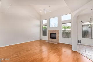 Photo #3: 6618637 Listing