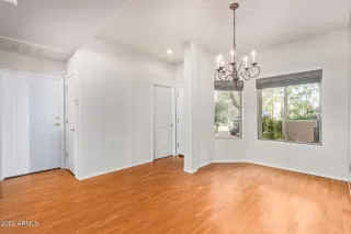 Photo #4: 6618637 Listing