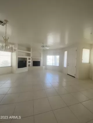 Photo #4: 6618703 Listing