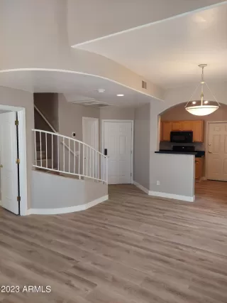 Photo #3: 6618773 Listing 