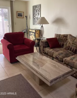 Photo #4: 6618788 Listing