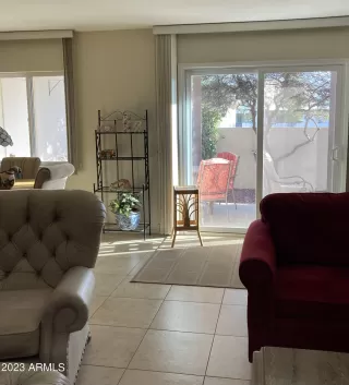 Photo #5: 6618788 Listing