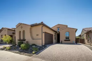 Photo #1: 6618828 Listing