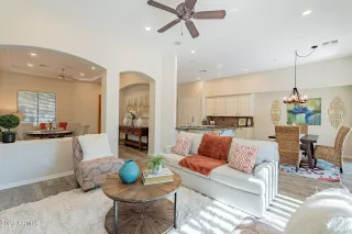 Photo #4: 6618878 Listing 