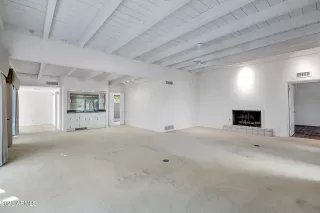 Photo #3: 6618998 Listing