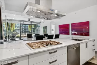 Photo #4: 6619113 Listing