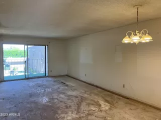 Photo #4: 6619122 Listing